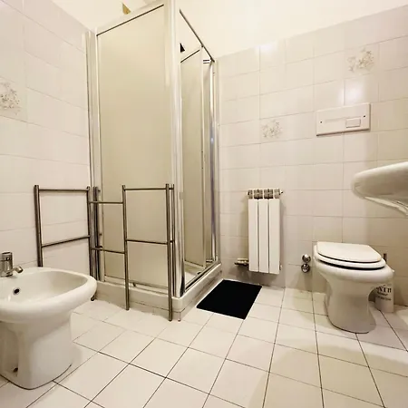 アパート Very Big With 2 Balcony In Navigli District *