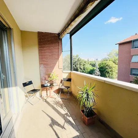アパート Very Big With 2 Balcony In Navigli District